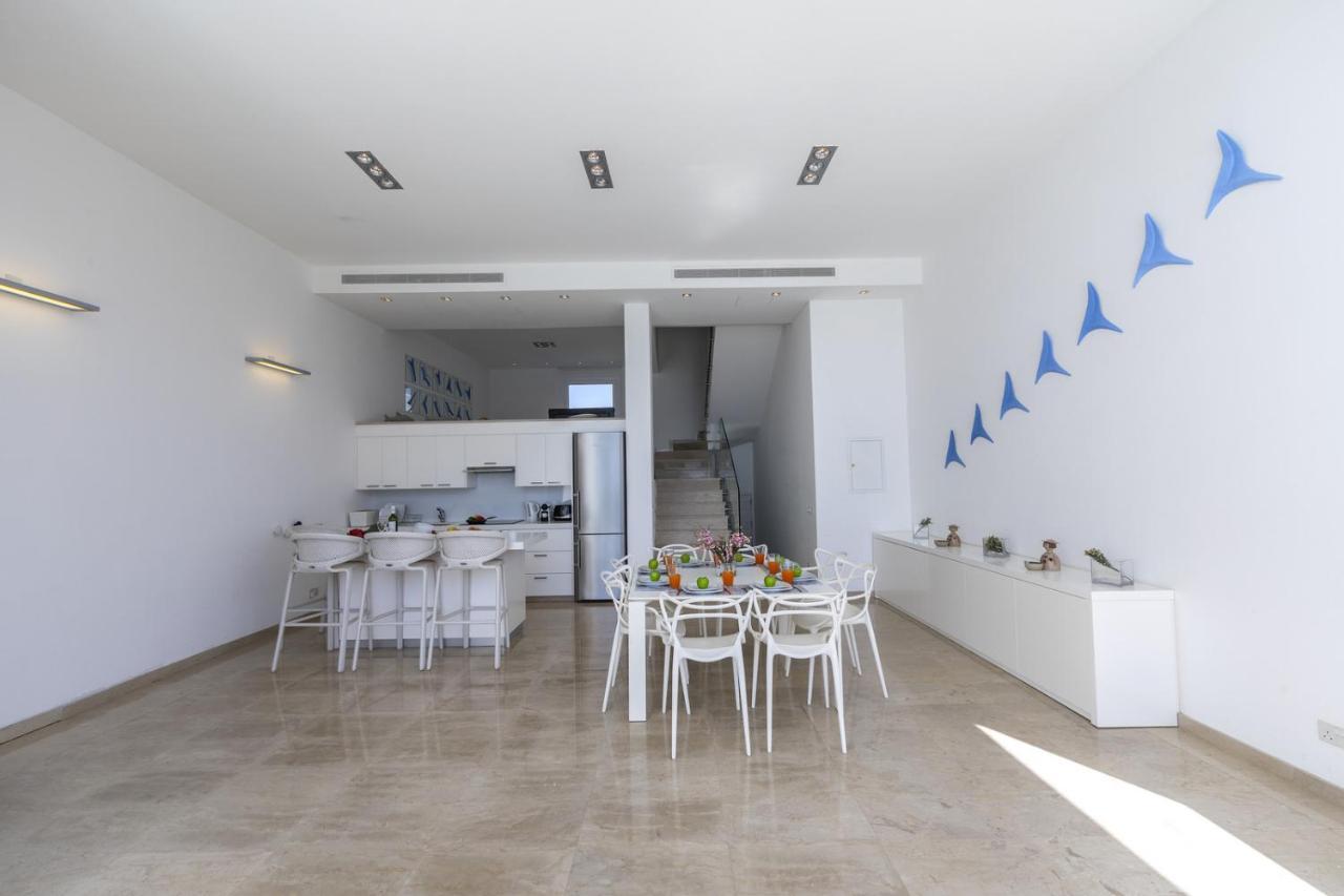 Protaras Villa Kalena Seafront エクステリア 写真