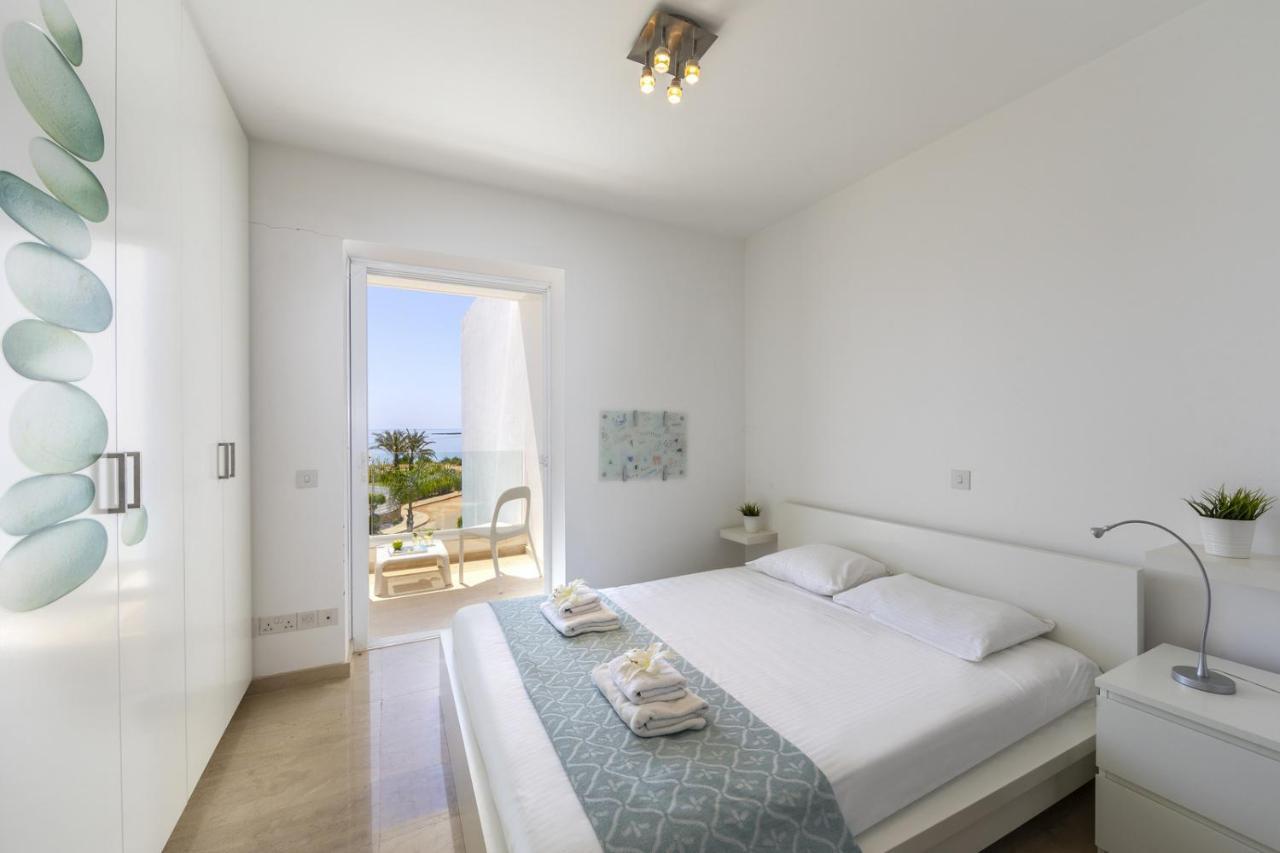 Protaras Villa Kalena Seafront エクステリア 写真