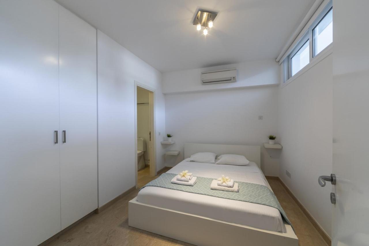 Protaras Villa Kalena Seafront エクステリア 写真